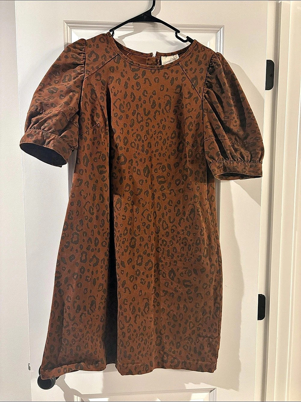 Universal Thread Leopard Print Puff Short Sleeve Denim Dress